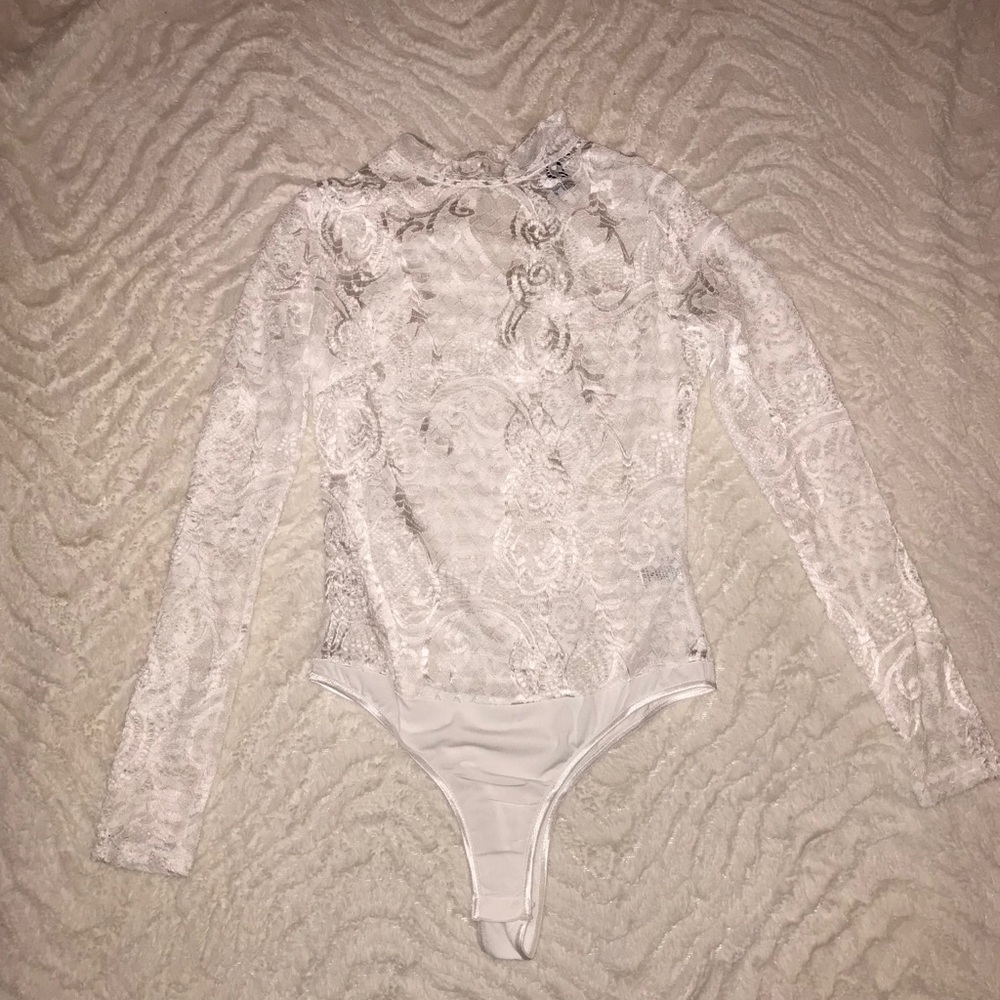 Forever 21 lace bodysuit
